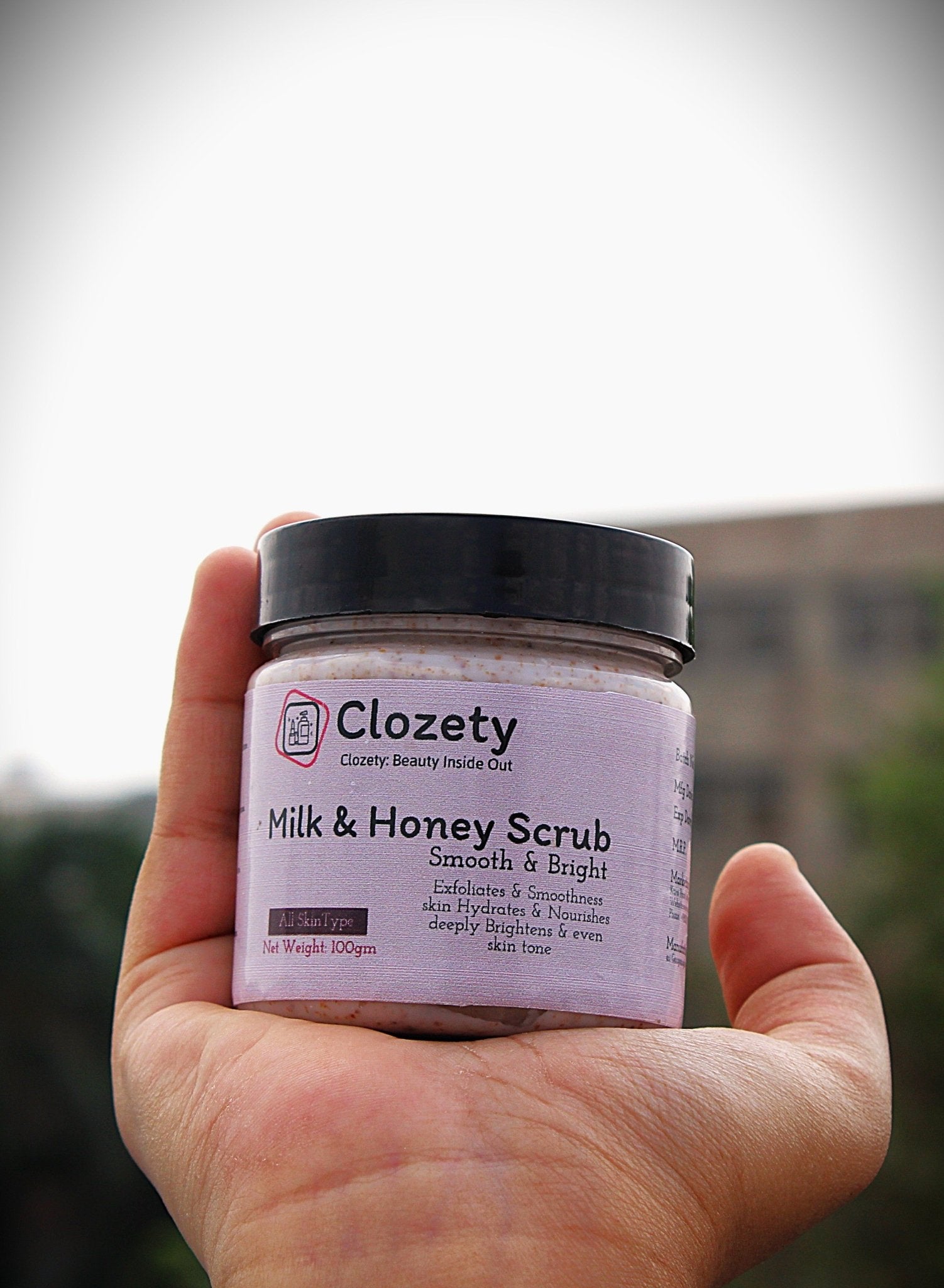 Clozety Milk & Honey Scrub - Clozety